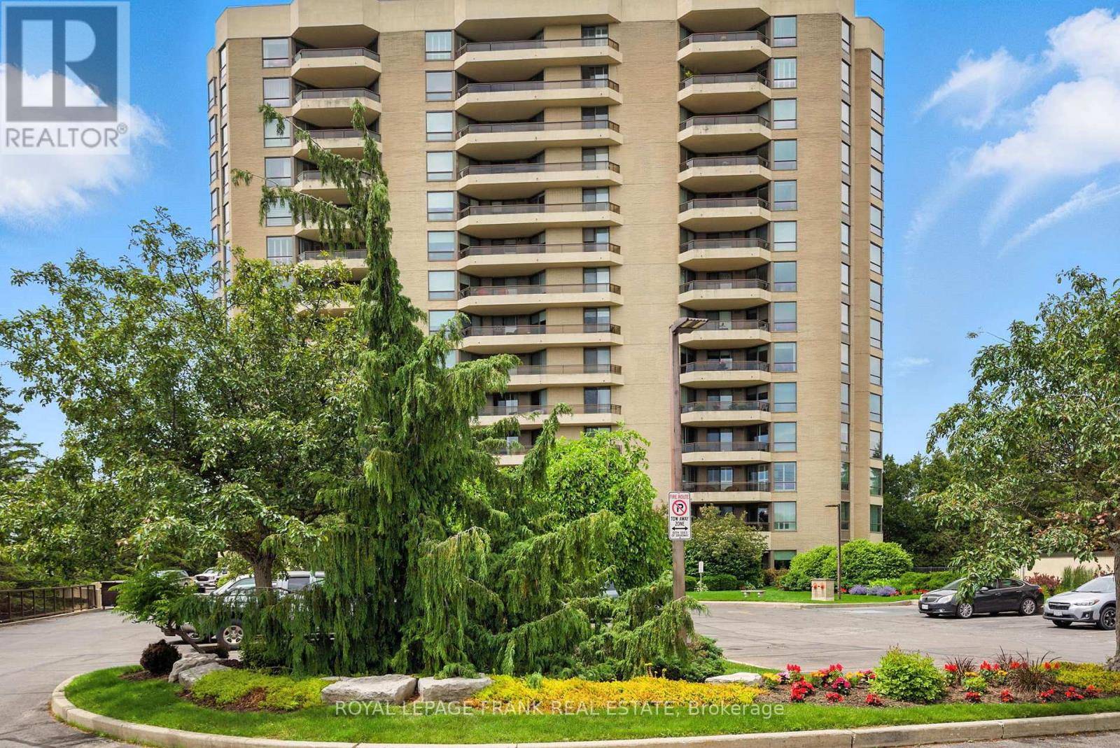 Oshawa (centennial), ON L1G7T5,700 Wilson RD North #804