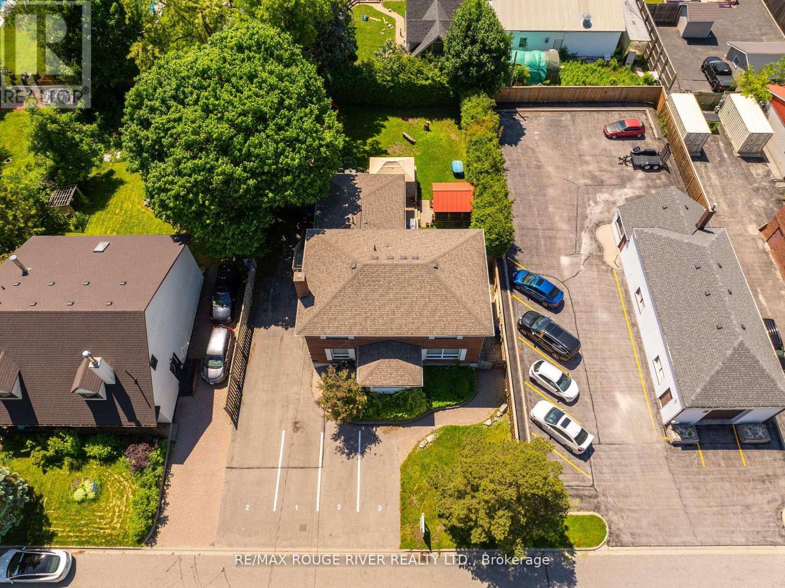 Whitby (downtown Whitby), ON L1N4Y9,604 KENT STREET