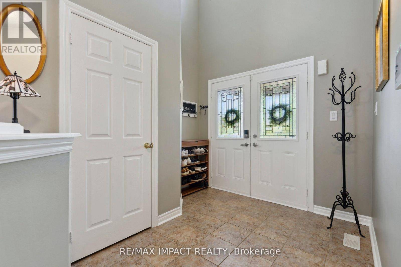 Clarington (bowmanville), ON L1C0K4,71 LOBB COURT