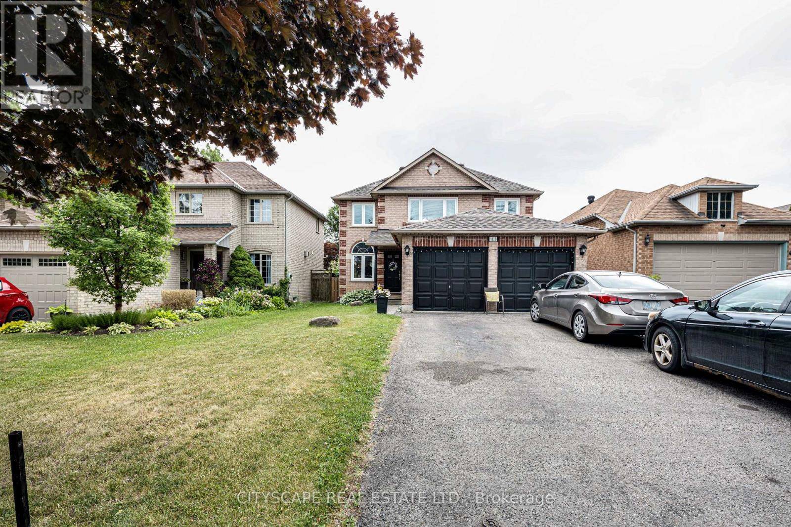 Pickering (liverpool), ON L1X2T7,1113 GOSSAMER DRIVE