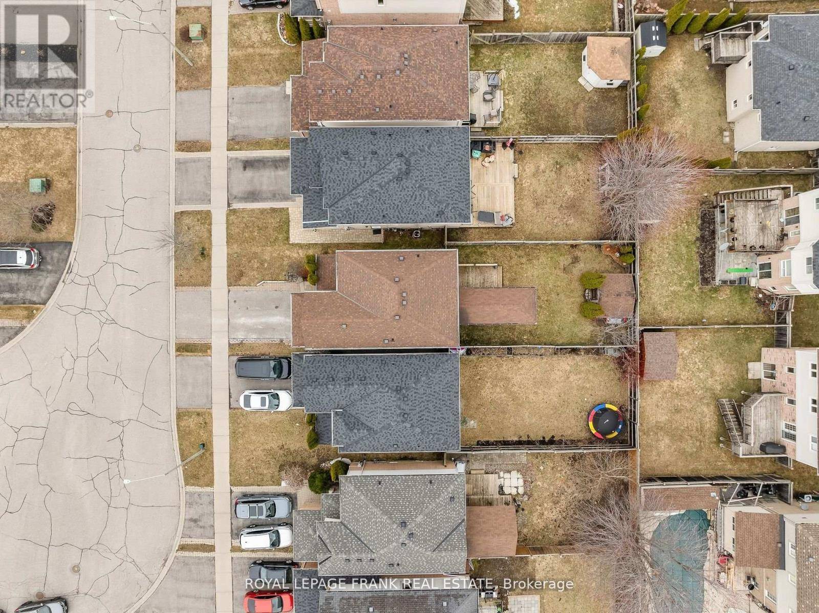 Clarington (bowmanville), ON L1C5P2,42 CHILDS COURT