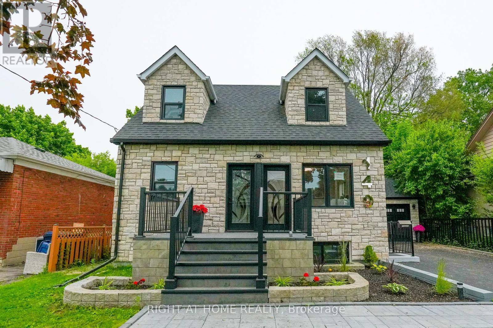 Toronto (cliffcrest), ON M1M2T5,149 DORSET ROAD