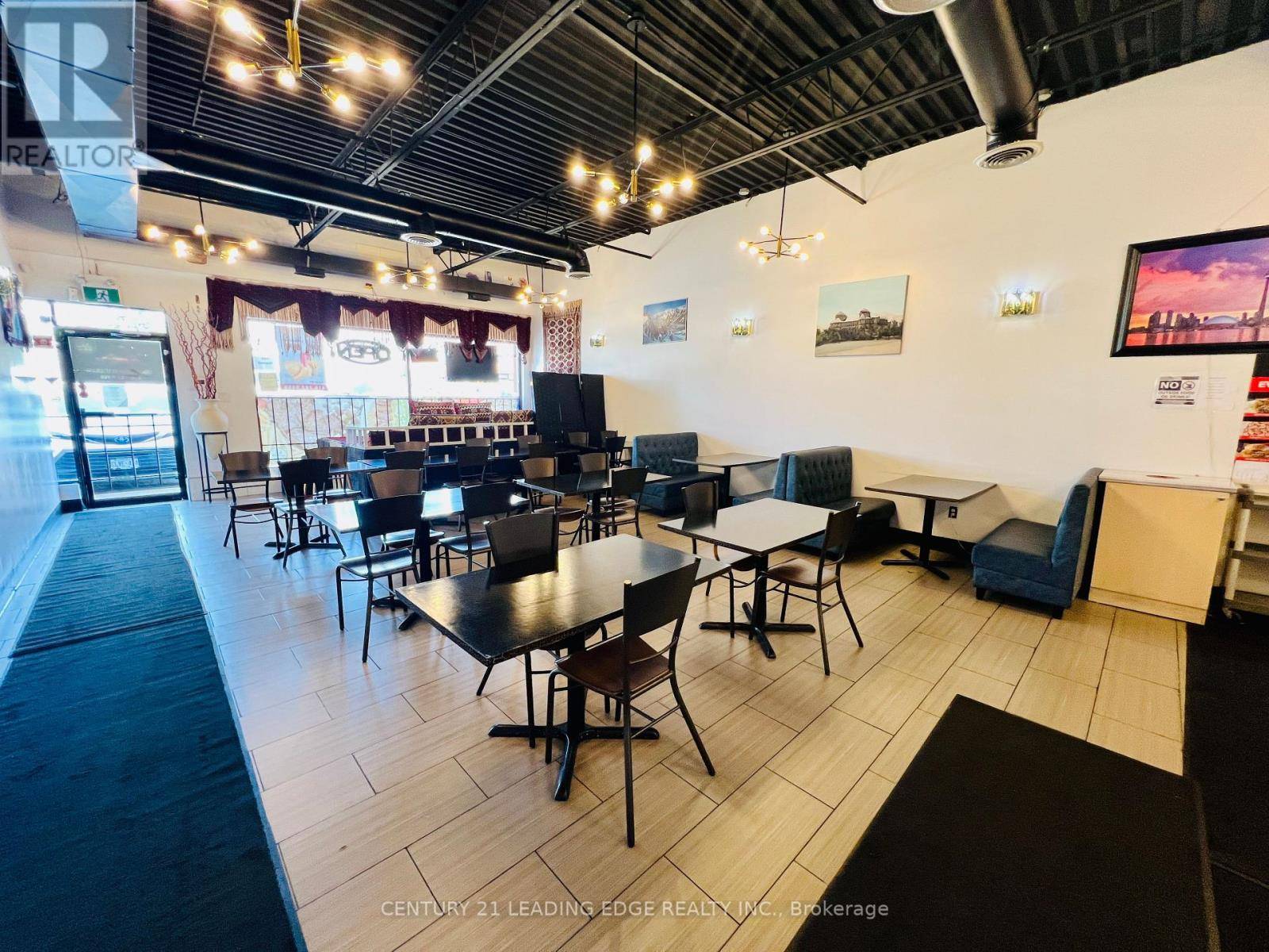 Toronto (guildwood), ON M1E2M9,4379 Kingston RD #3