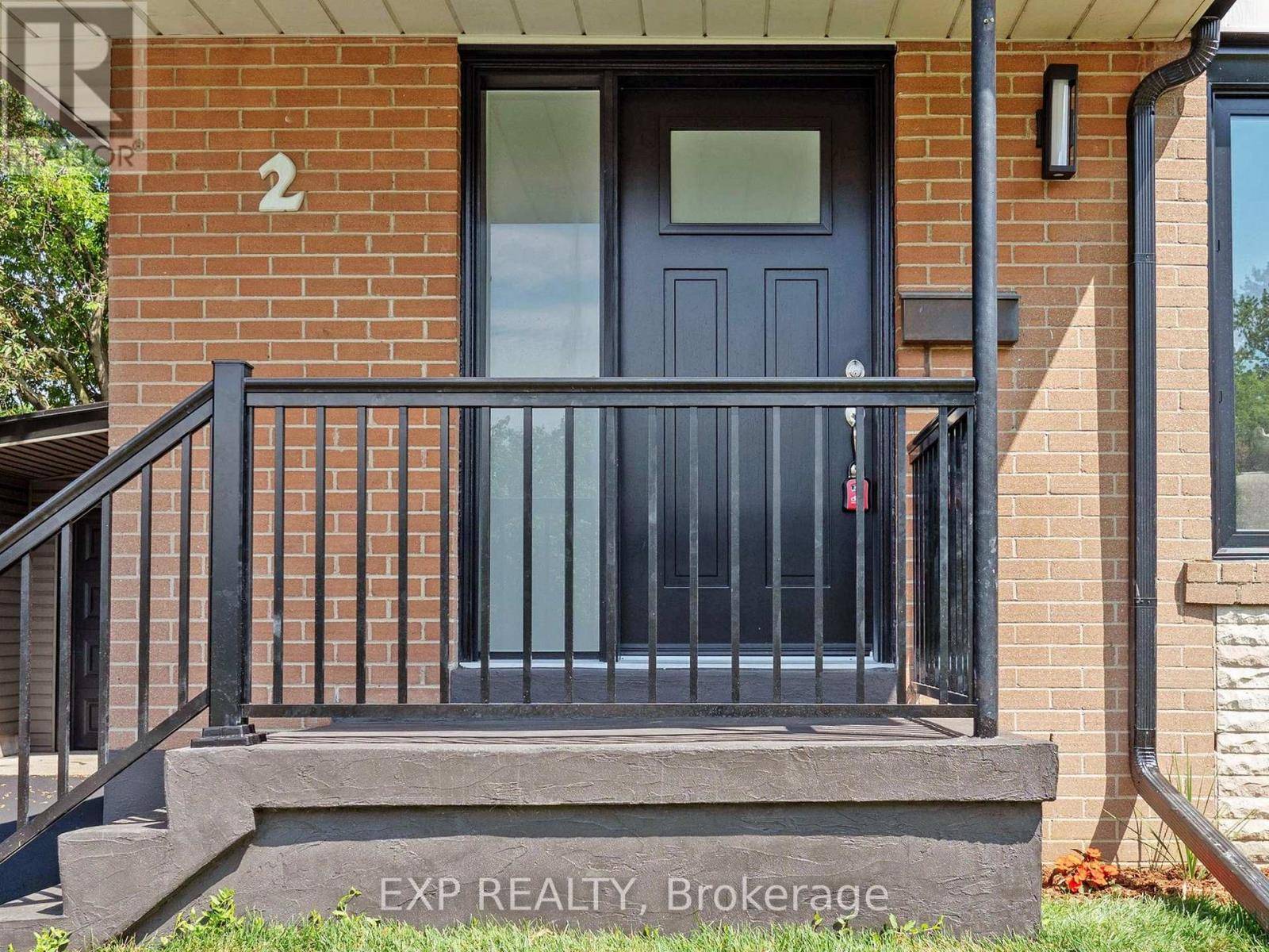 Toronto (west Hill), ON M1E3K7,2 WILDLARK DRIVE