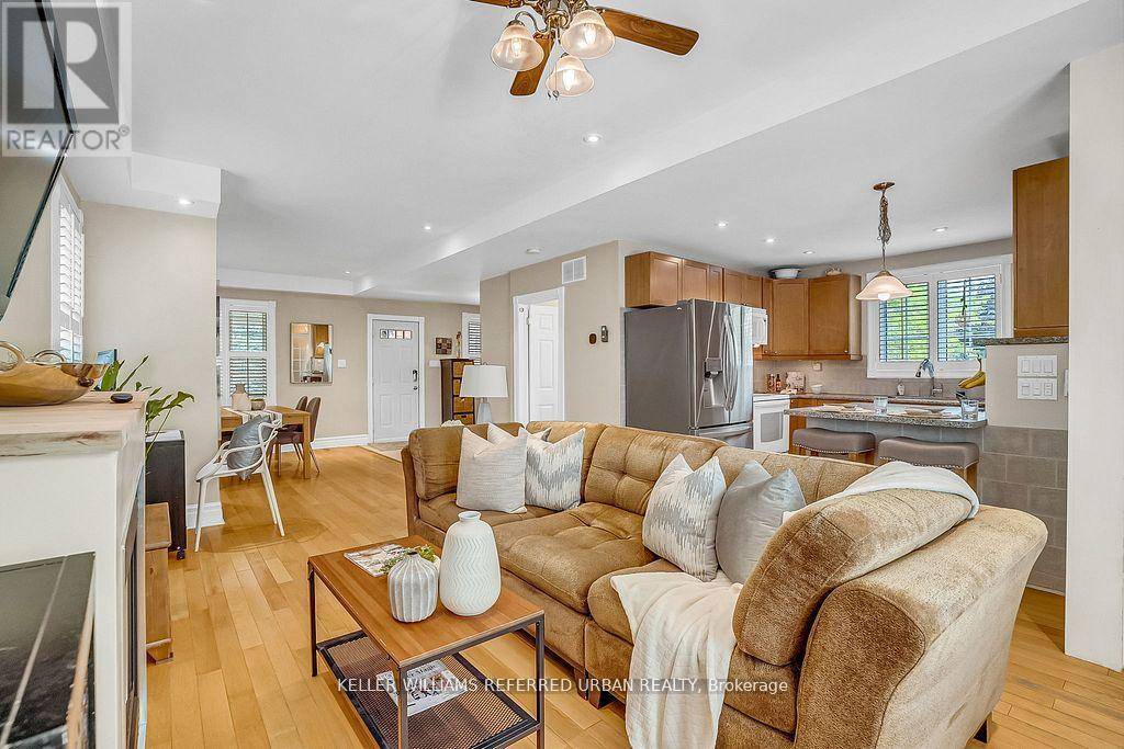 Toronto (crescent Town), ON M4B1B3,5 DONORA DRIVE