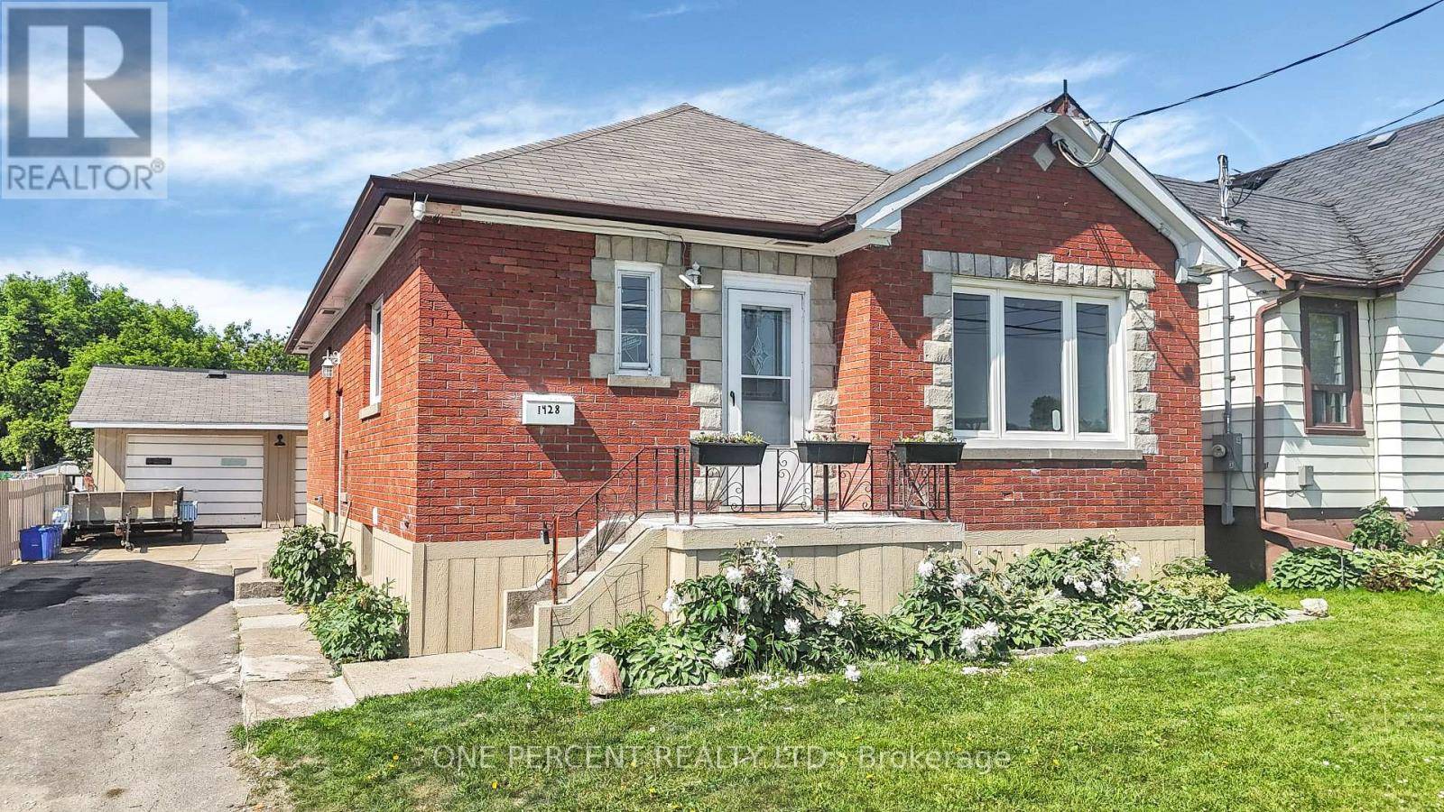 Oshawa (lakeview), ON L1H4M4,1428 SIMCOE STREET S