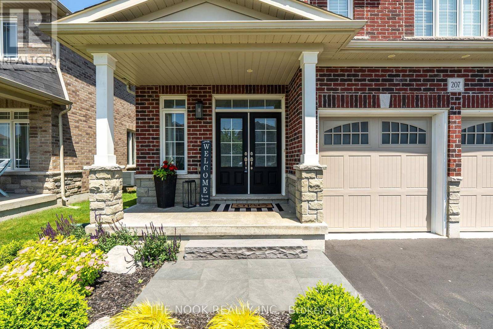 Clarington (bowmanville), ON L1C0T8,207 CROMBIE STREET
