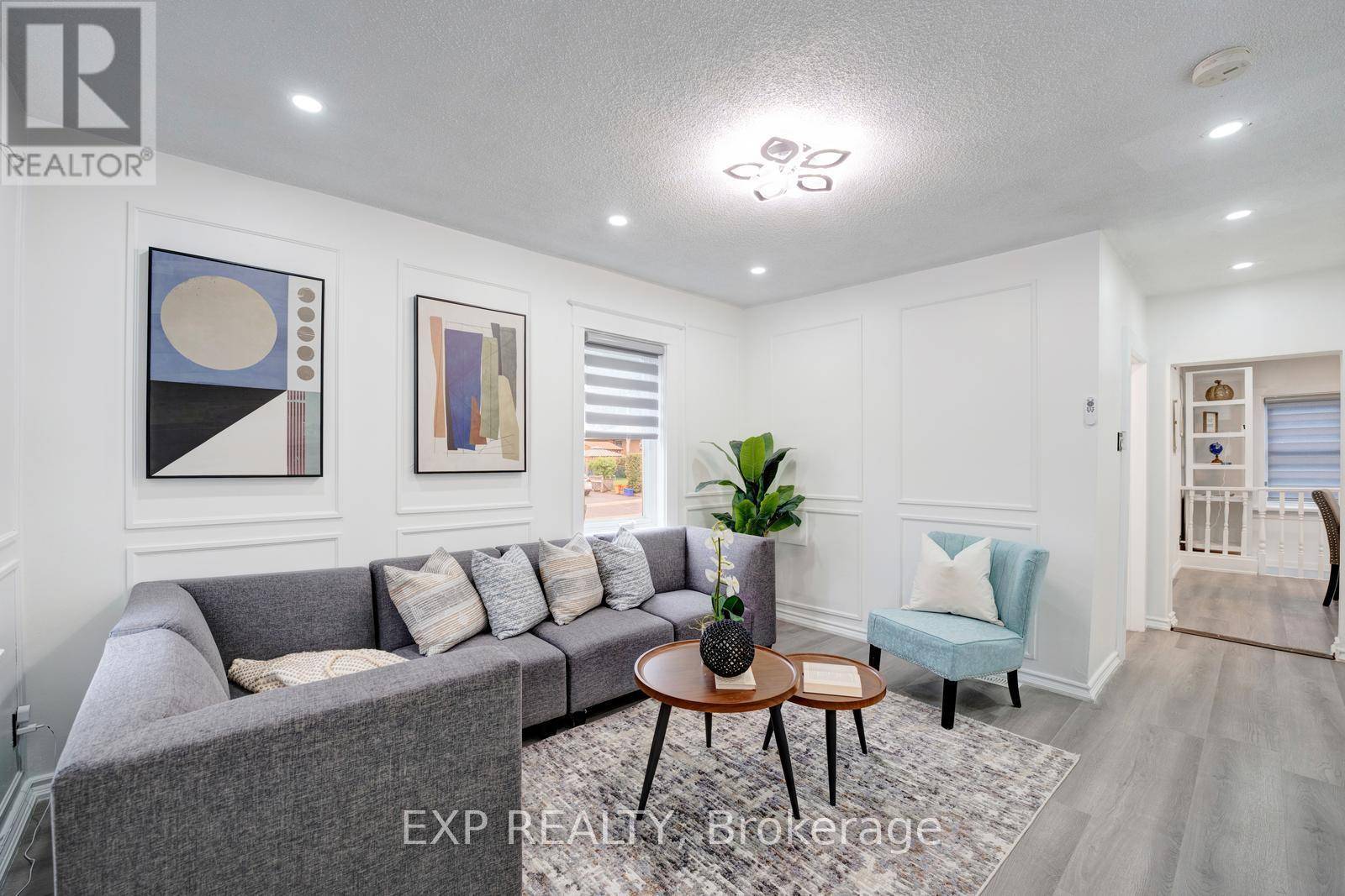 Oshawa (central), ON L1H6E2,538 WILSON RD ROAD S