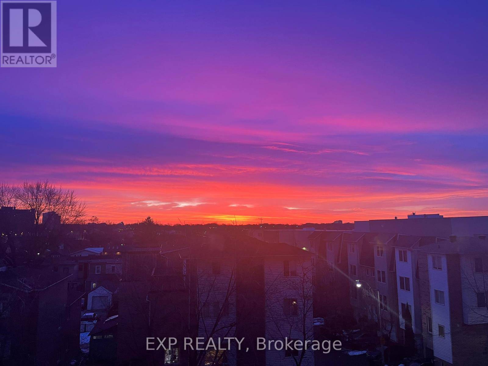 Toronto (east End-danforth), ON M4C0A6,8 Trent AVE #410