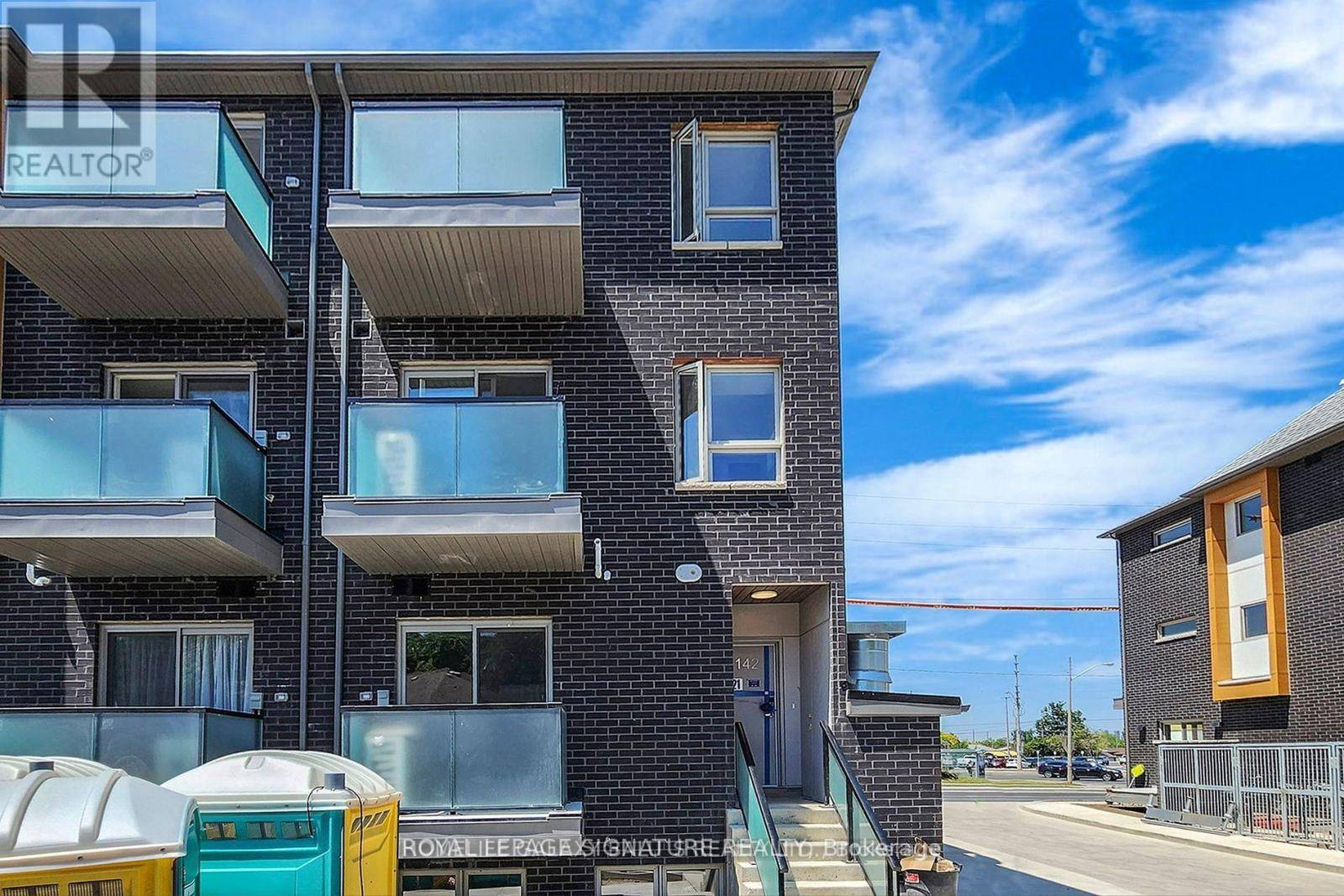 Toronto (eglinton East), ON M1J0B3,1081 Danforth RD #141