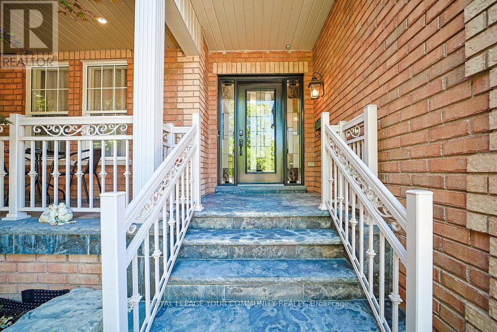 Whitby (brooklin), ON L1M1J9,17 STURGESS CRESCENT