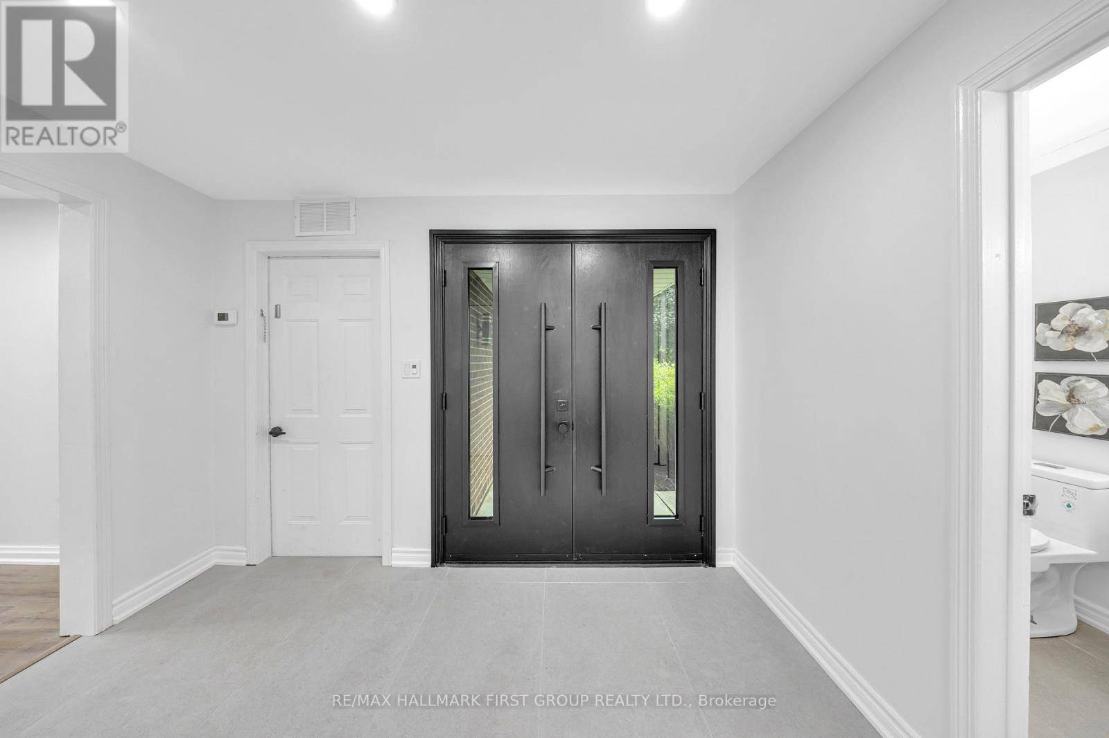 Oshawa (pinecrest), ON L1K2A6,890 BRIARWOOD DRIVE