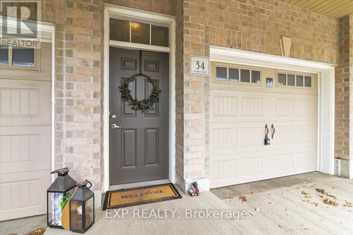 Clarington (courtice), ON L1E0J6,1430 Gord Vinson AVE #34