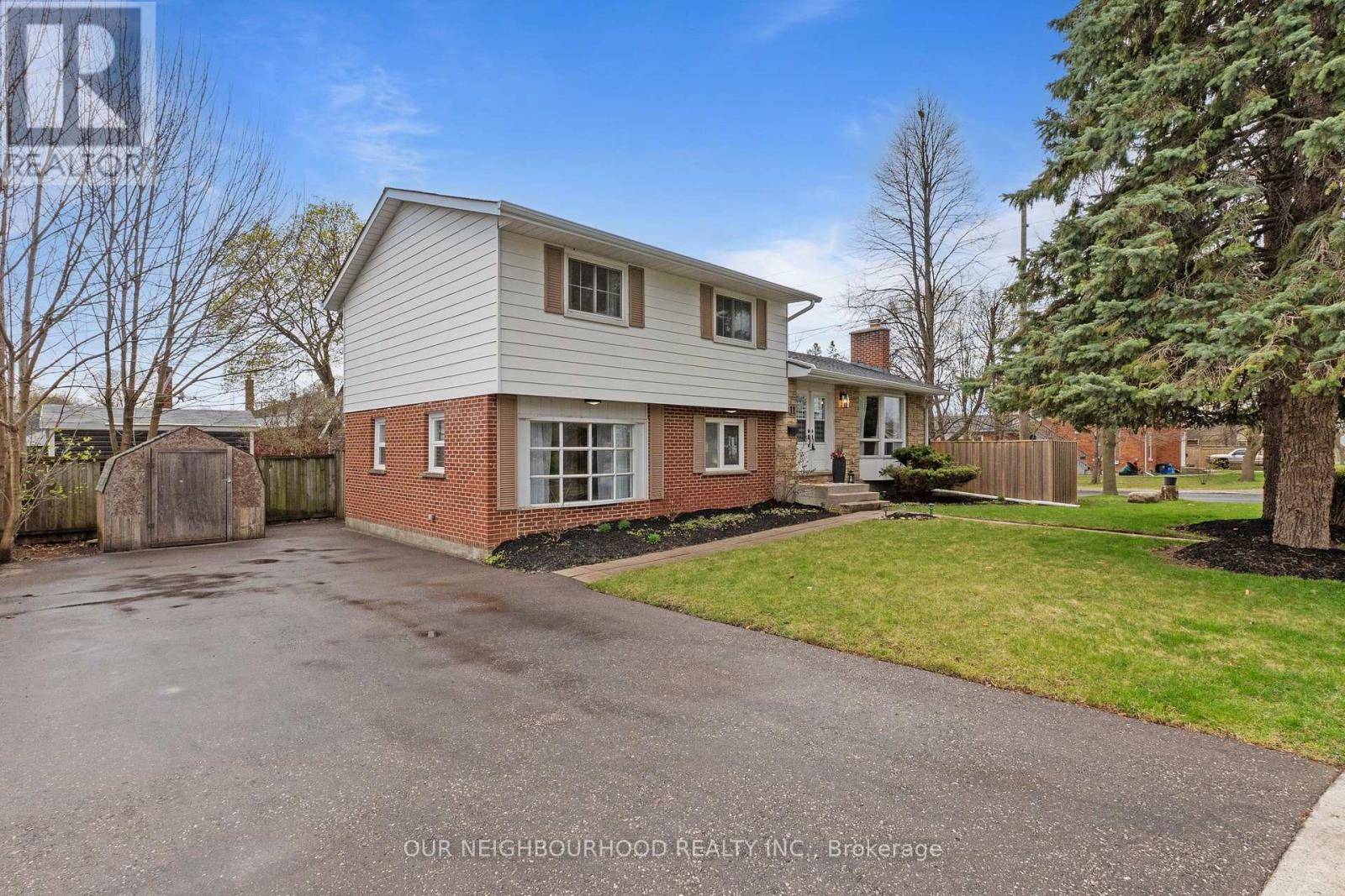 Clarington (bowmanville), ON L1C2R9,11 ONTARIO STREET