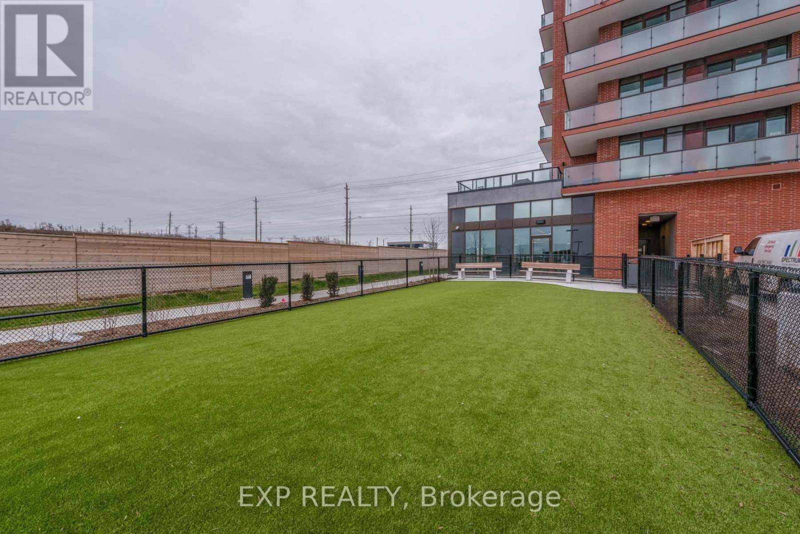 Oshawa (windfields), ON L1L0R5,2550 Simcoe ST North #2016