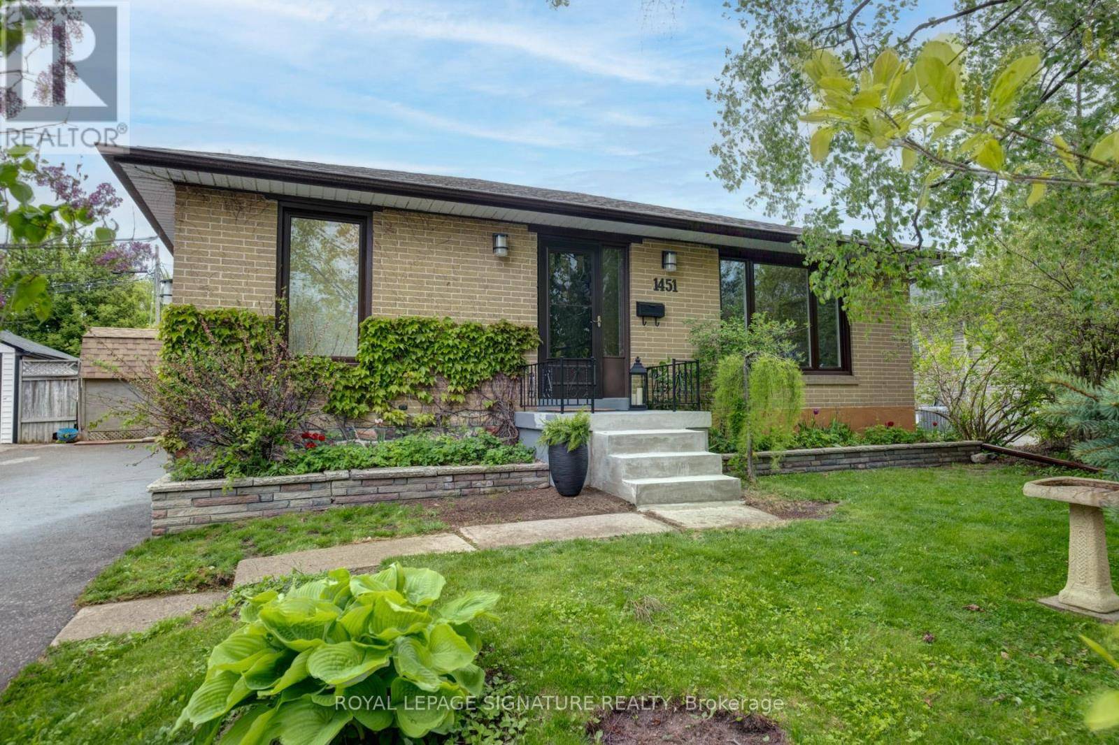 Oshawa (lakeview), ON L1J3Z3,1451 LAKEFIELD STREET