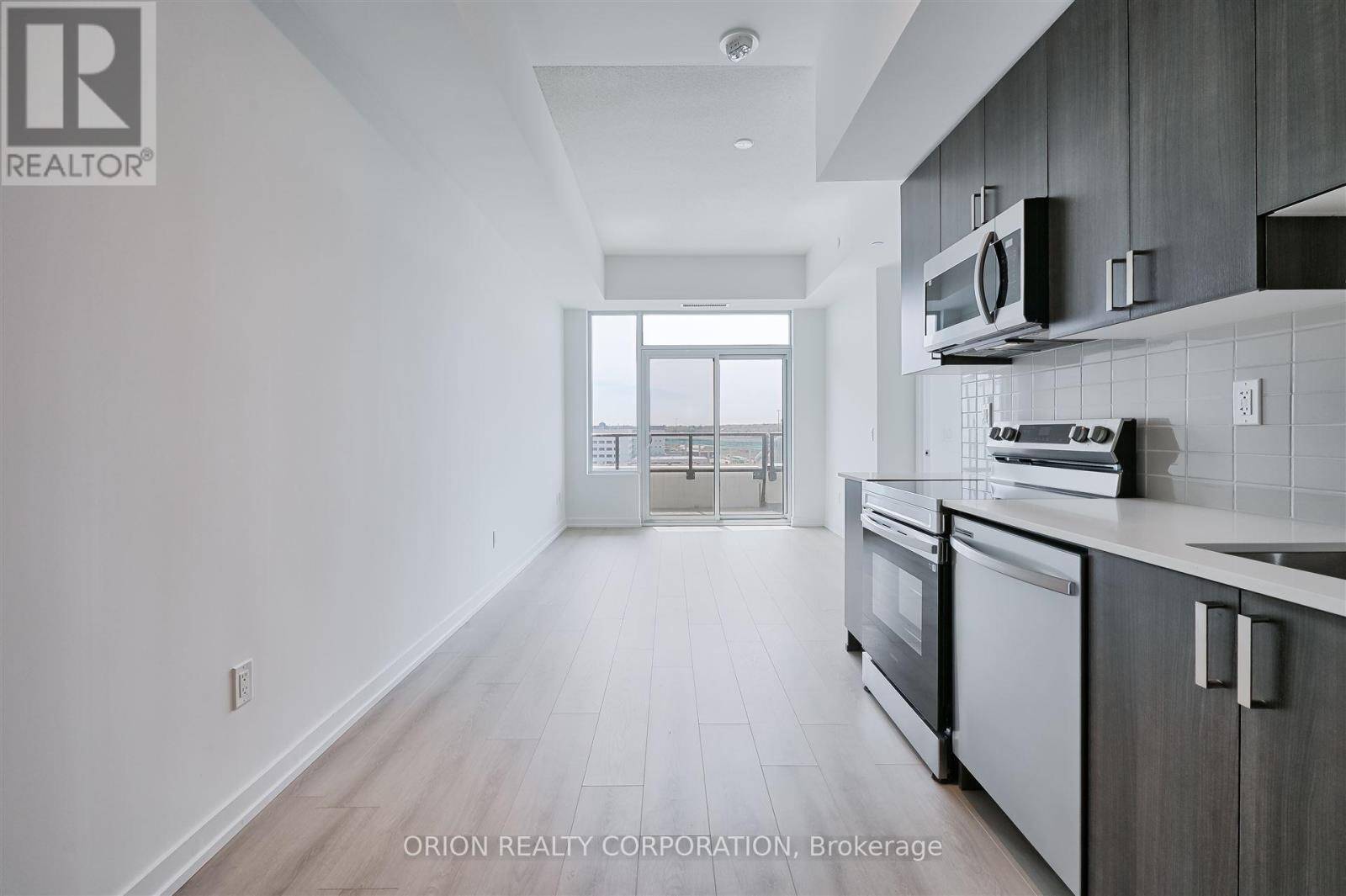 Pickering (bay Ridges), ON L1W0C4,1435 Celebration DR #707