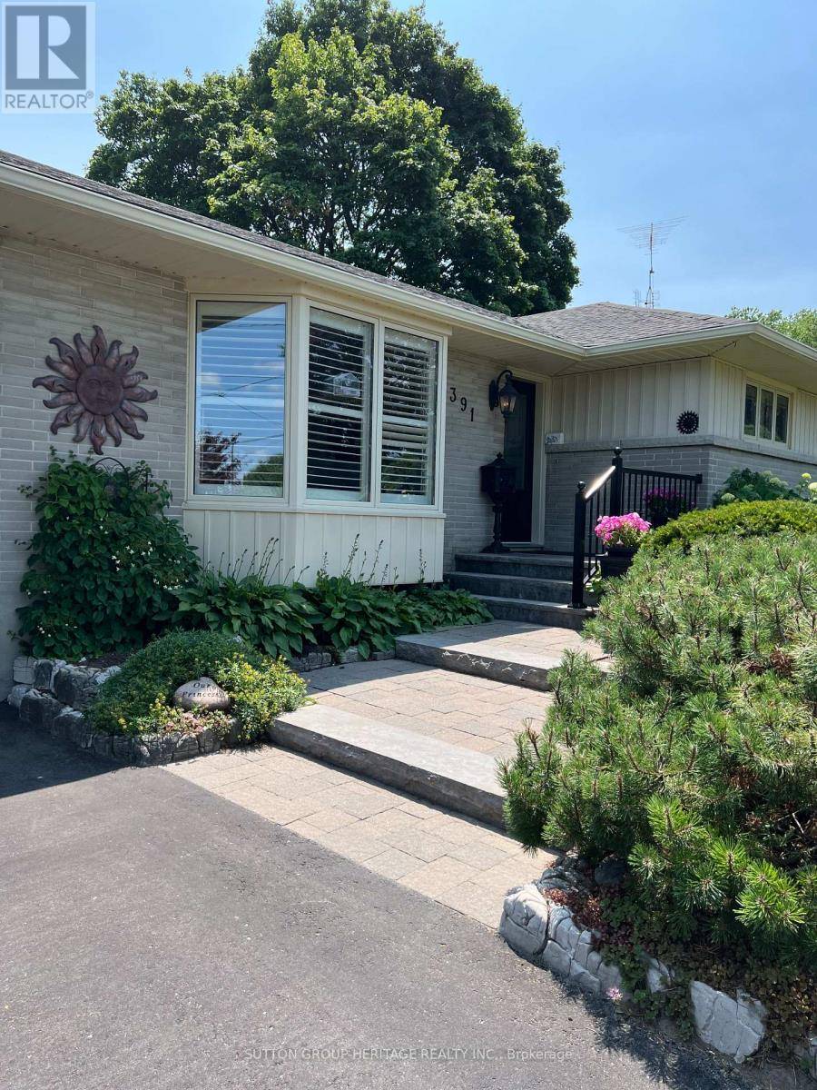 Oshawa (northglen), ON L1J3K5,391 ROSSMOUNT AVENUE