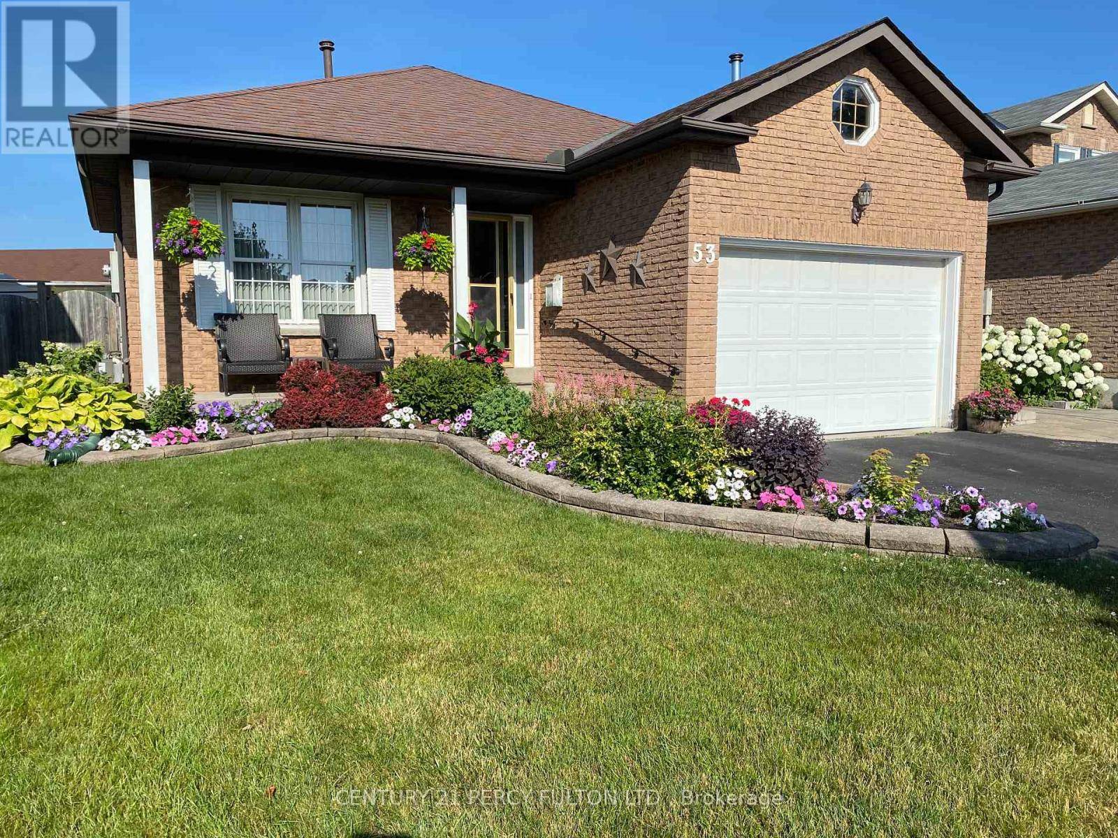 Clarington (courtice), ON L1E1X2,53 SANDRINGHAM DRIVE