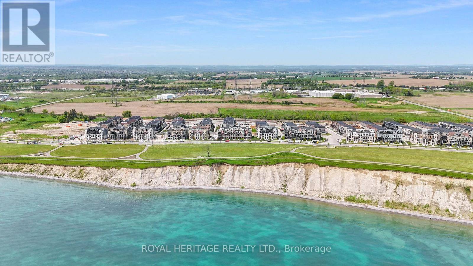 Clarington (bowmanville), ON L1C7G2,647 PORT DARLINGTON ROAD