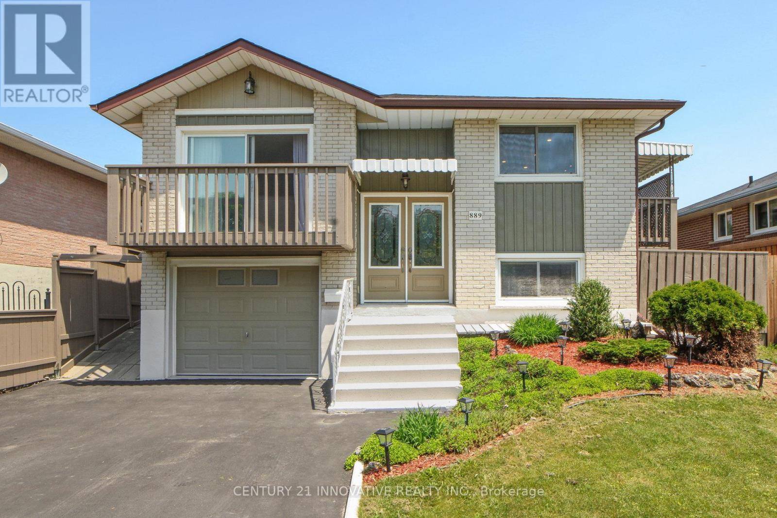 Oshawa (centennial), ON L1G2Y7,889 CARNABY CRESCENT