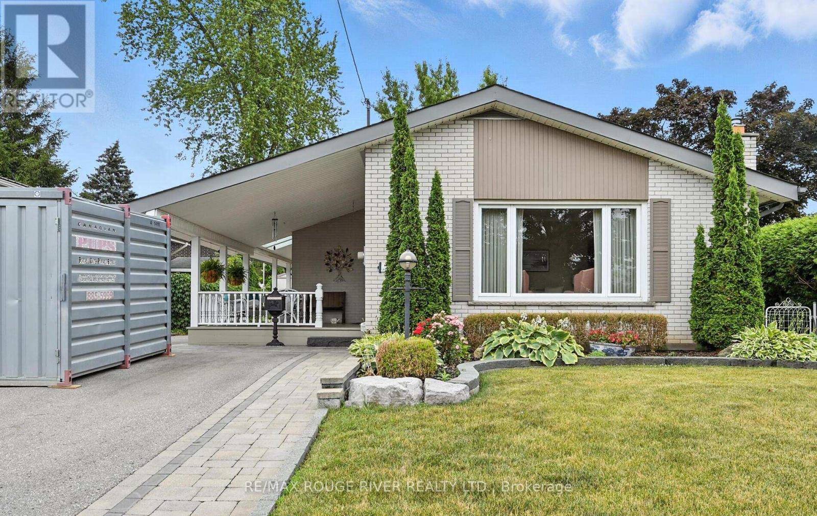 Clarington (bowmanville), ON L1C2G2,15 FOURTH STREET
