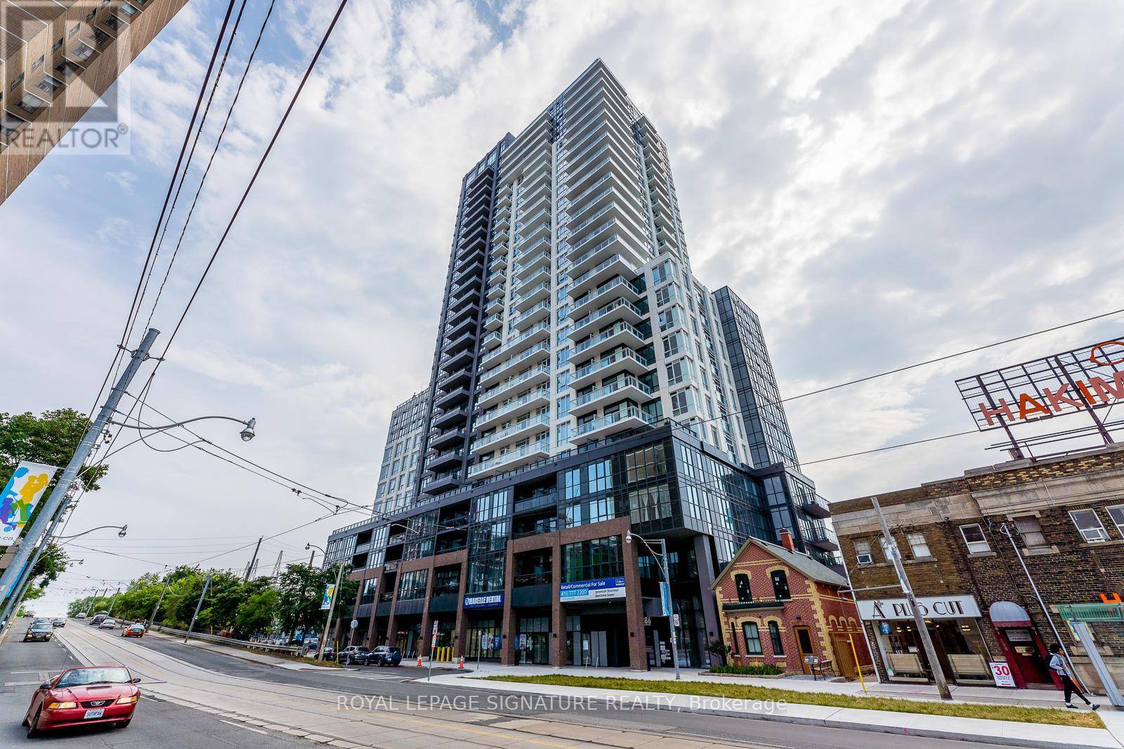 Toronto (east End-danforth), ON M4C0B3,286 Main ST #809