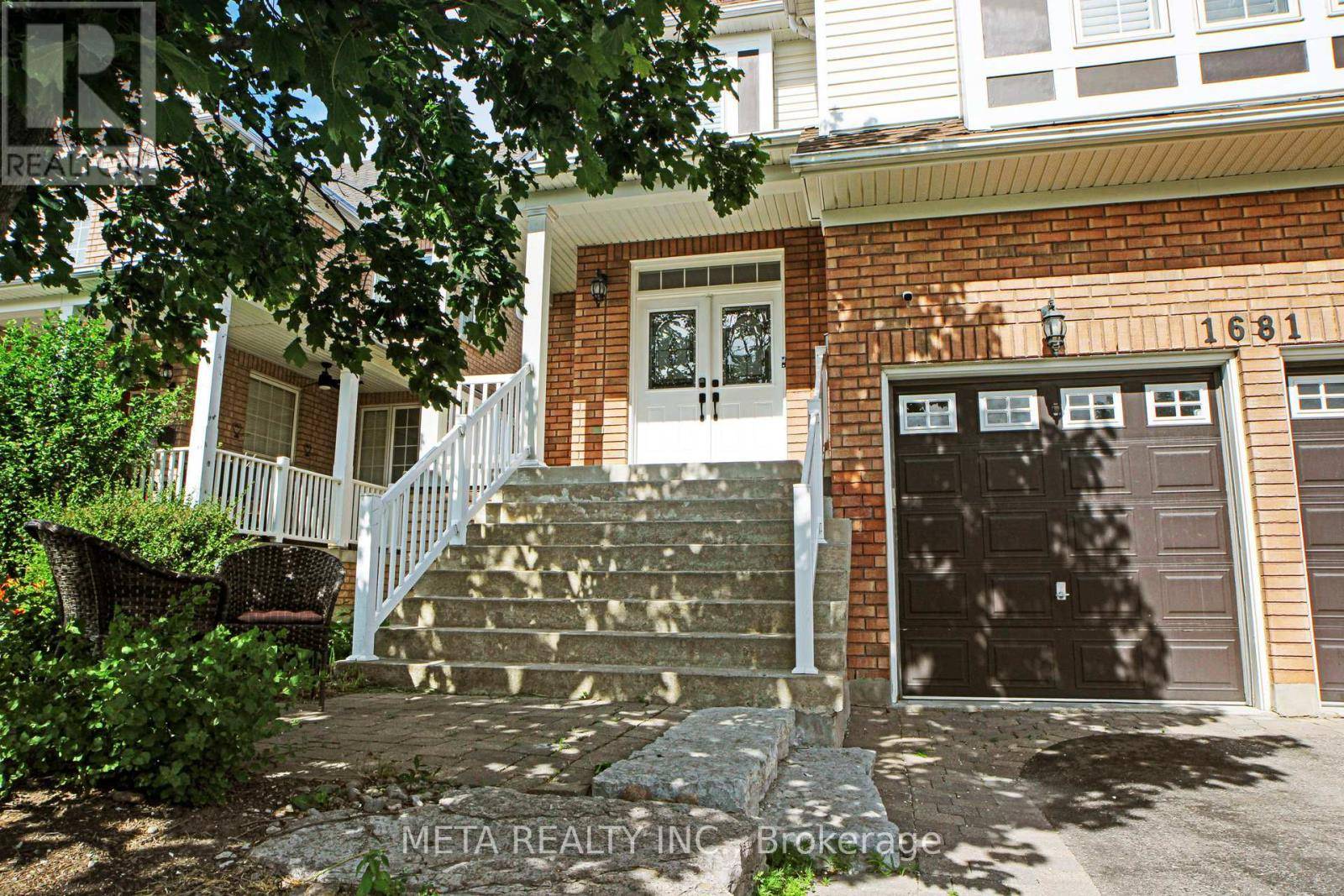 Oshawa (taunton), ON L1K0B4,1681 YARDLEY STREET