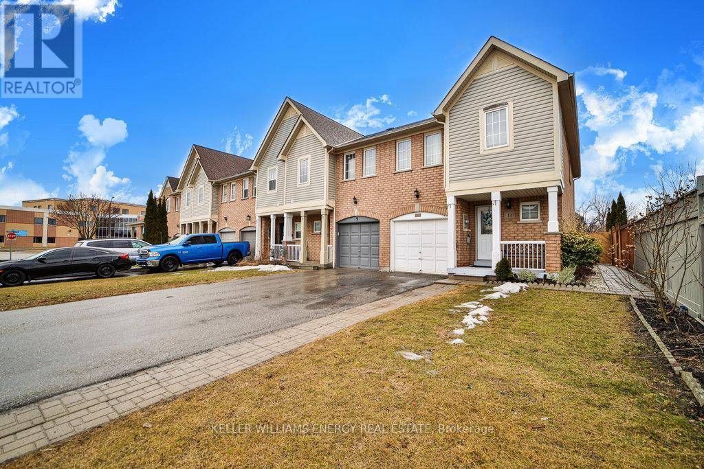 Whitby (williamsburg), ON L1P1R2,11 PLANTATION COURT