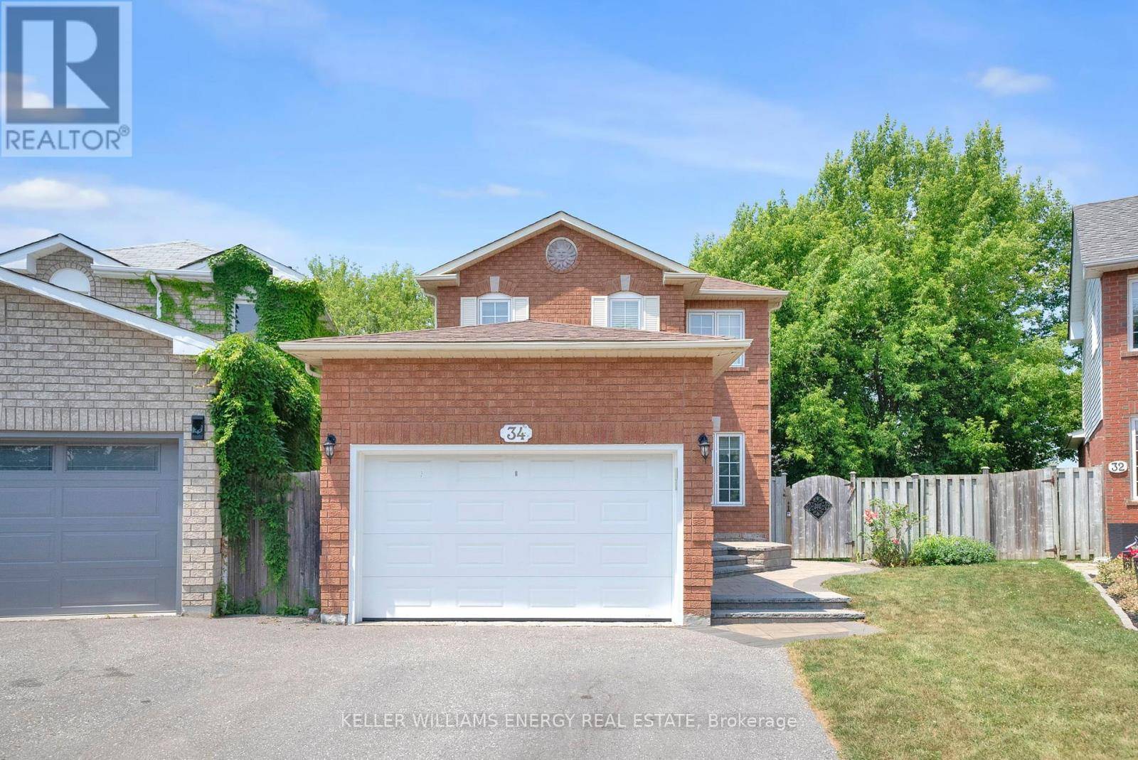 Clarington (bowmanville), ON L1C4X9,34 HOGAN CRESCENT