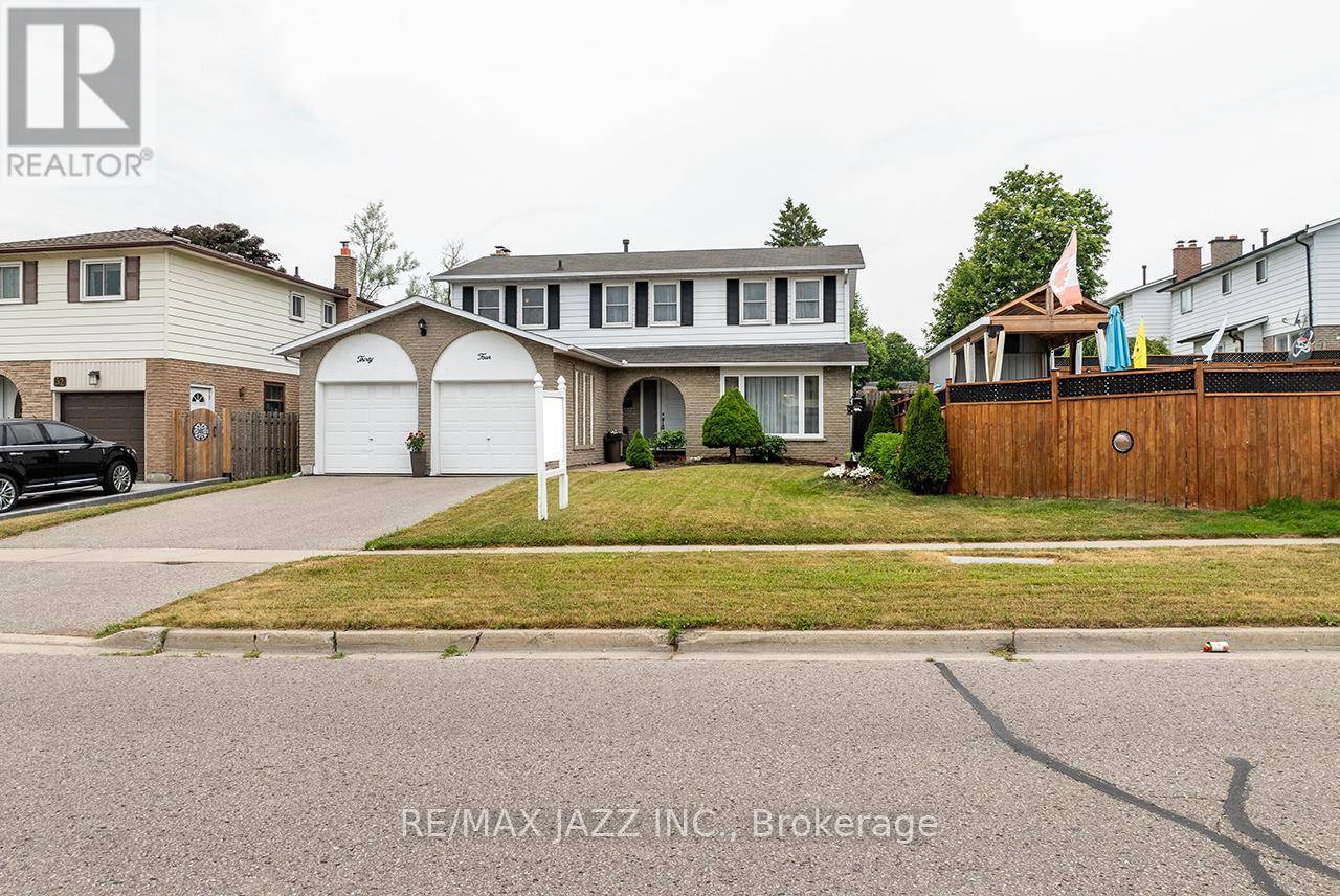 Clarington (bowmanville), ON L1C3W5,34 RHONDA BOULEVARD
