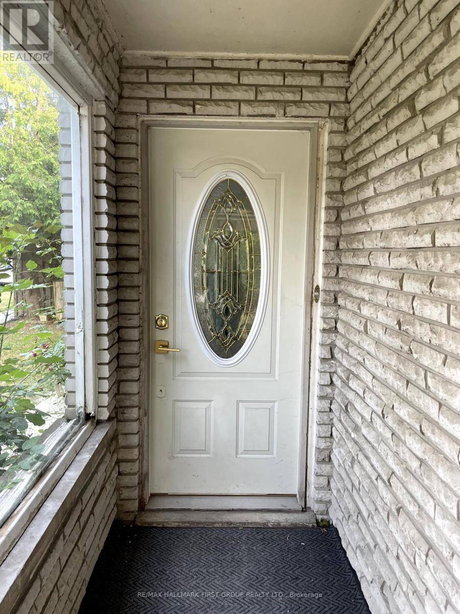 Toronto (agincourt South-malvern West), ON M1S2Y9,37 Invergordon AVE #A
