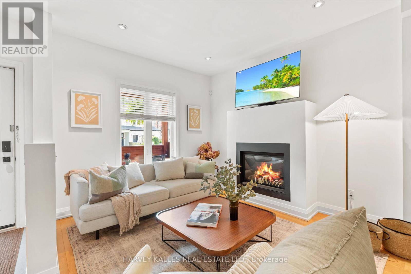 Toronto (south Riverdale), ON M4M2L3,89 EMPIRE AVENUE