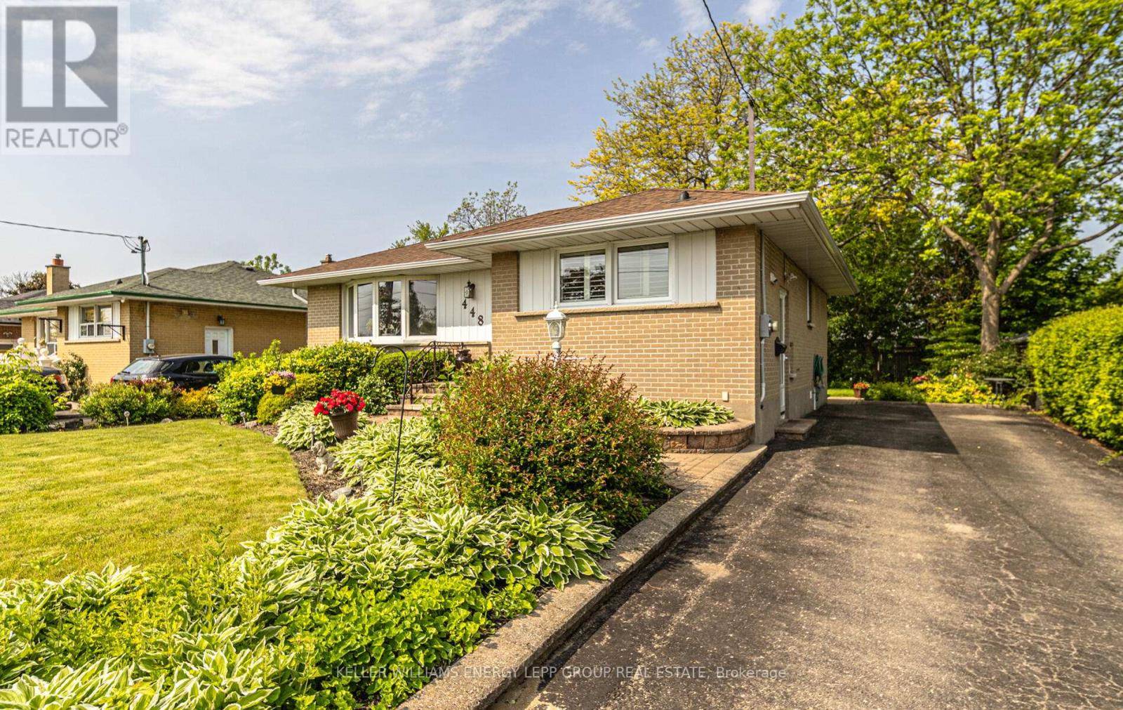 Oshawa (mclaughlin), ON L1J5N6,448 STEVENSON ROAD N