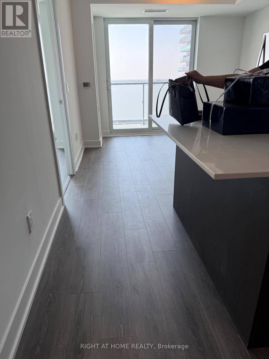 Oshawa (windfields), ON L1L0W3,2545 Simcoe ST #725