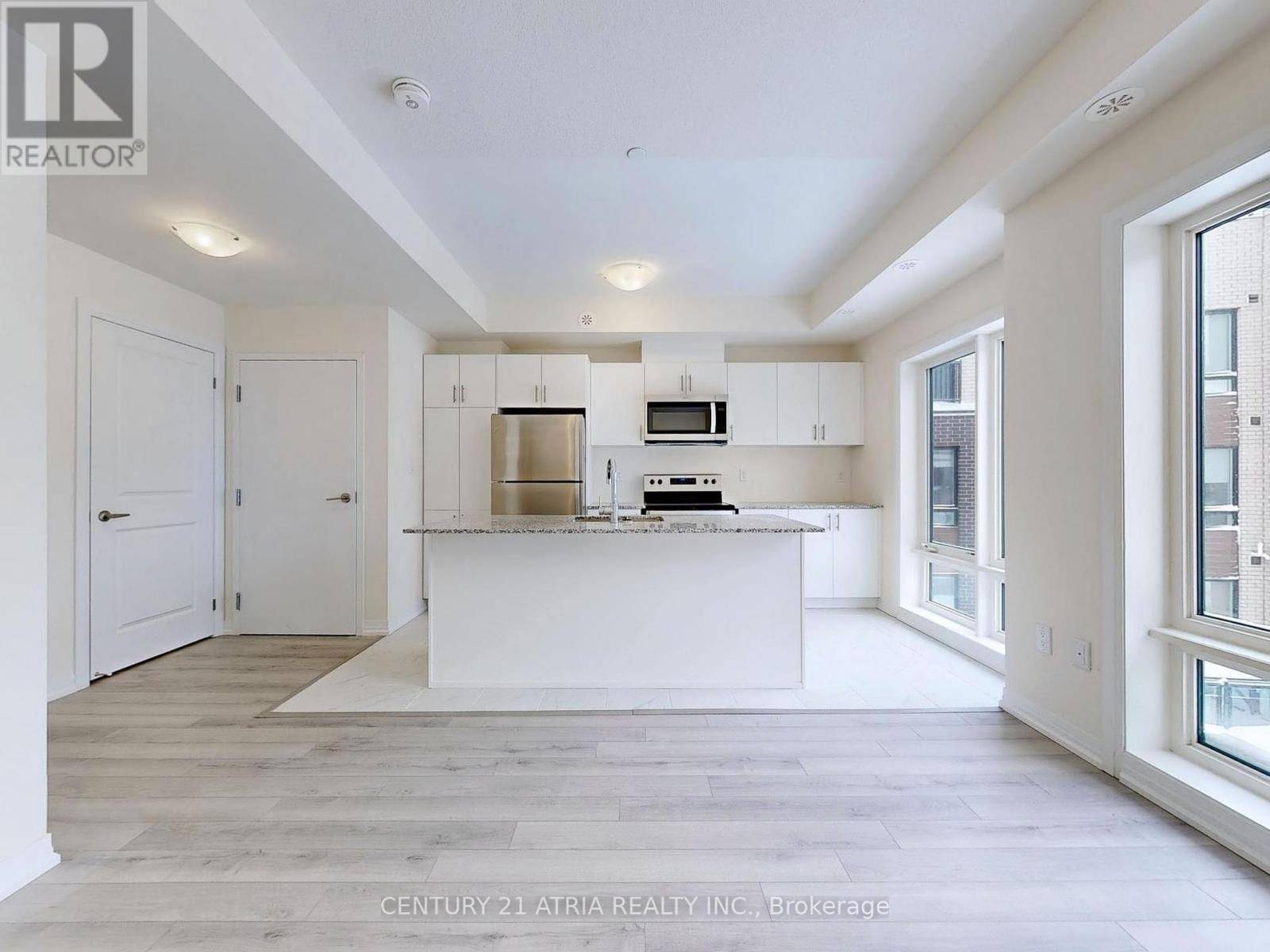 Toronto (malvern), ON M1B0E8,165 Tapscott RD #32