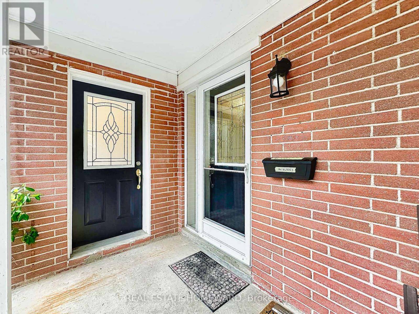 Toronto (agincourt South-malvern West), ON M1S1L1,55 EMMELINE CRESCENT