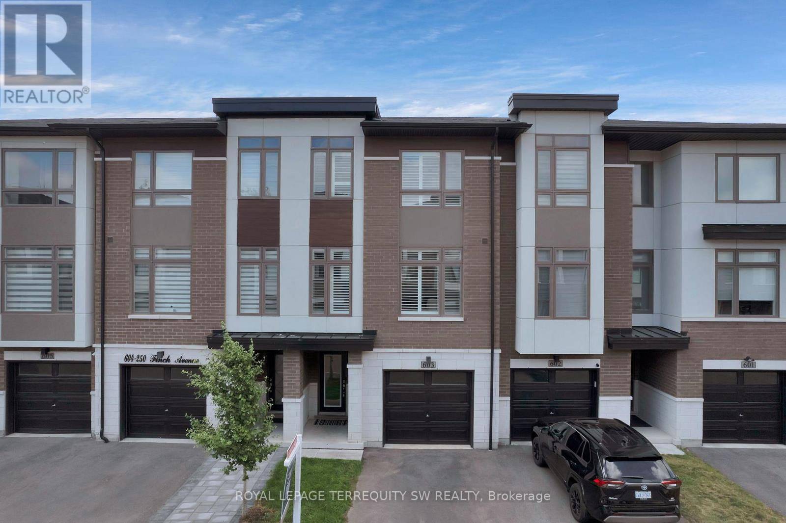 Pickering (rouge Park), ON L1V0G6,250 Finch AVE #603