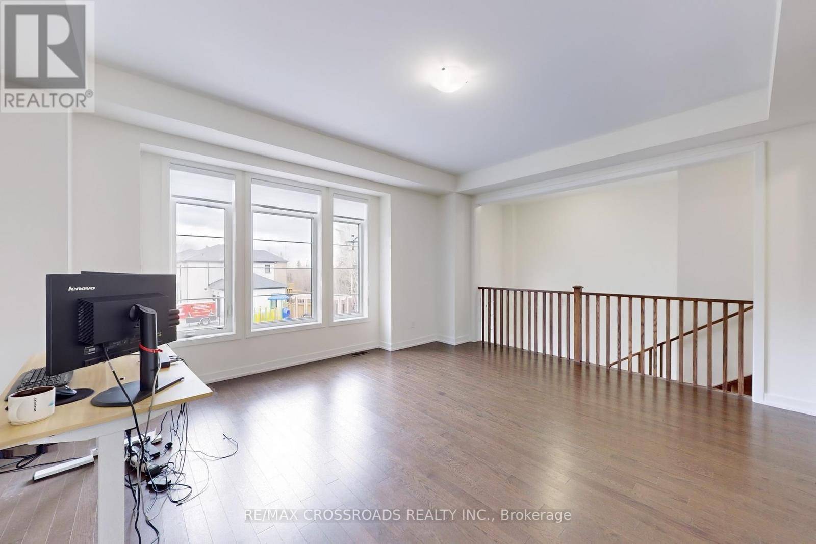 Pickering (rouge Park), ON L1V0G7,400 Finch AVE #8