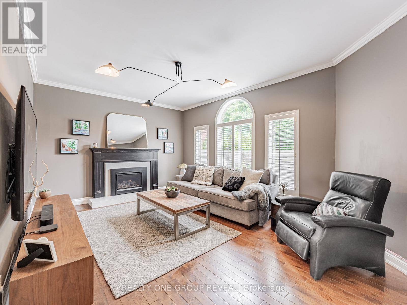 Pickering (amberlea), ON L1X2R9,862 BAYLAWN DRIVE