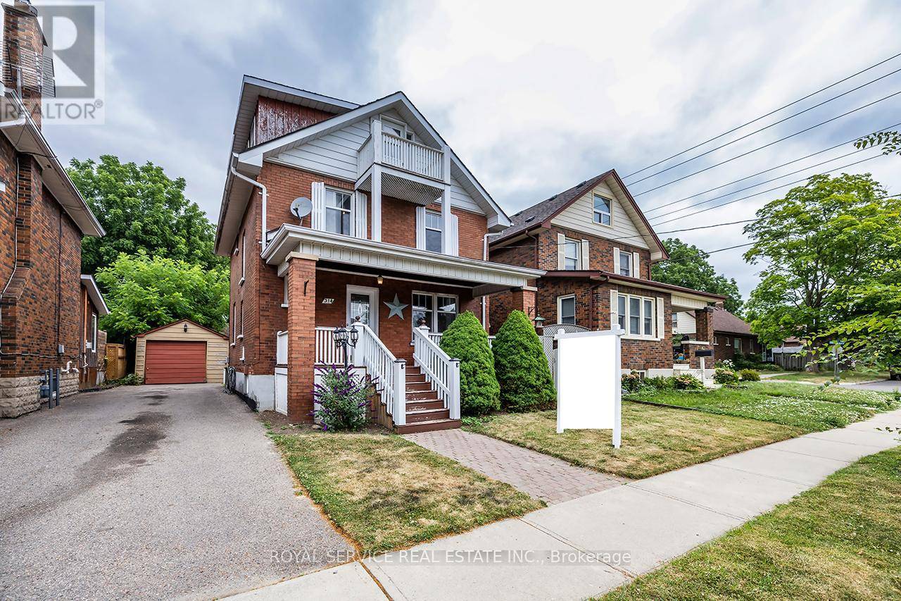 Oshawa (central), ON L1H1Z4,314 GLIDDON AVENUE