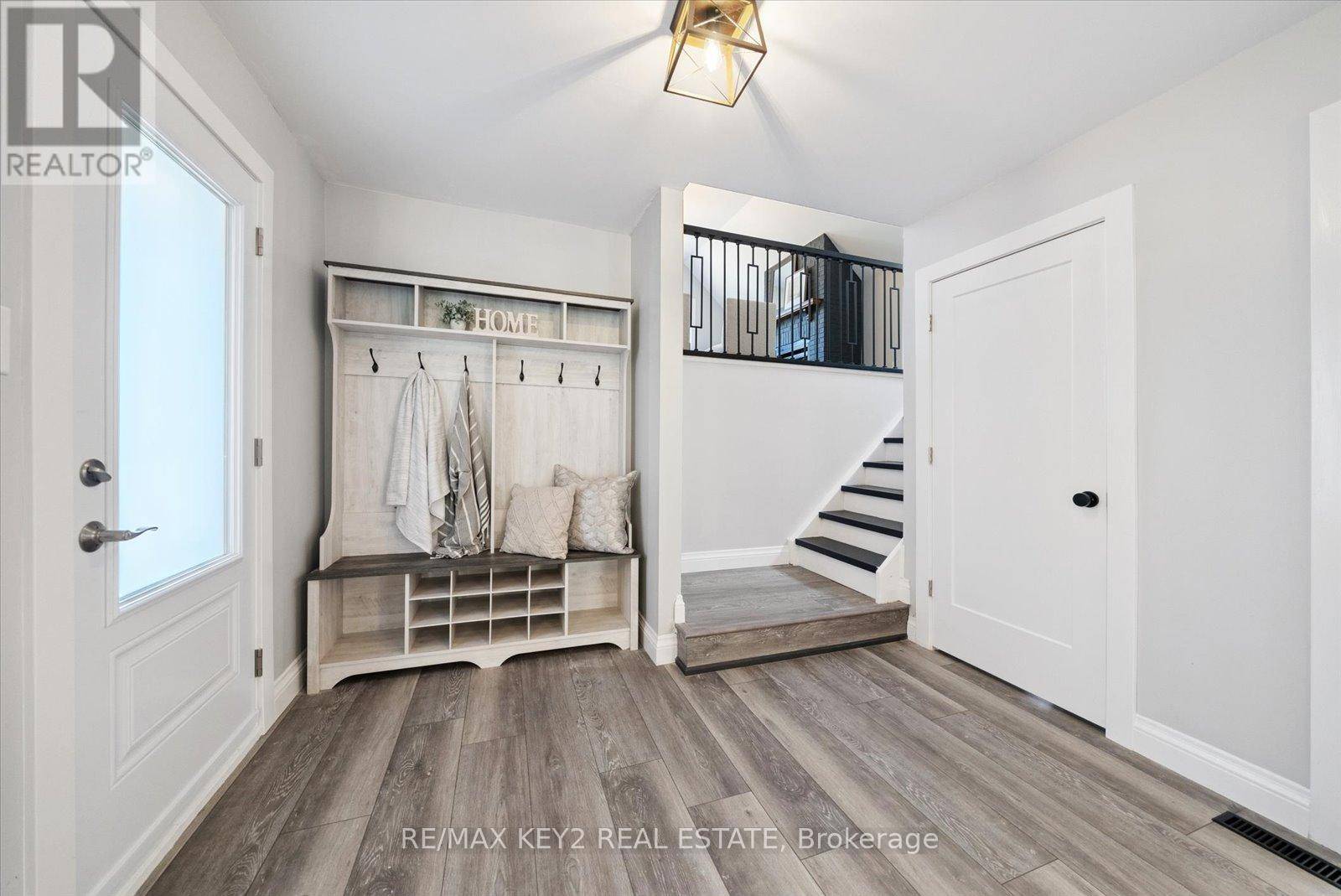 Pickering (brock Ridge), ON L1X2E8,2284 CHAPMAN COURT