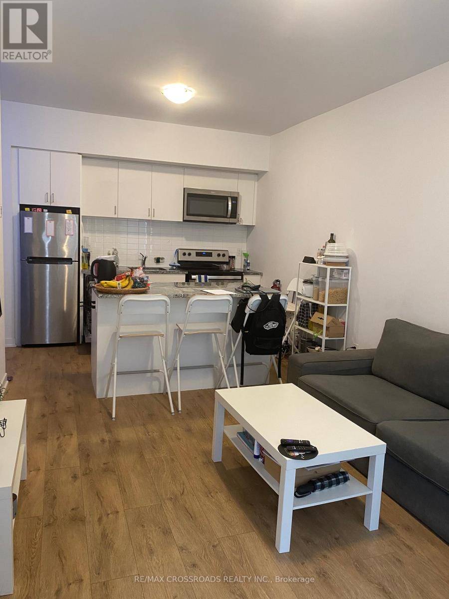 Oshawa (samac), ON L1G0C3,1760 Simcoe ST North #73