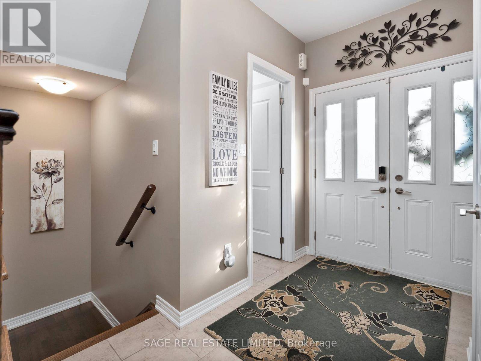 Pickering (bay Ridges), ON L1W1G2,1290 Old Orchard AVE #4