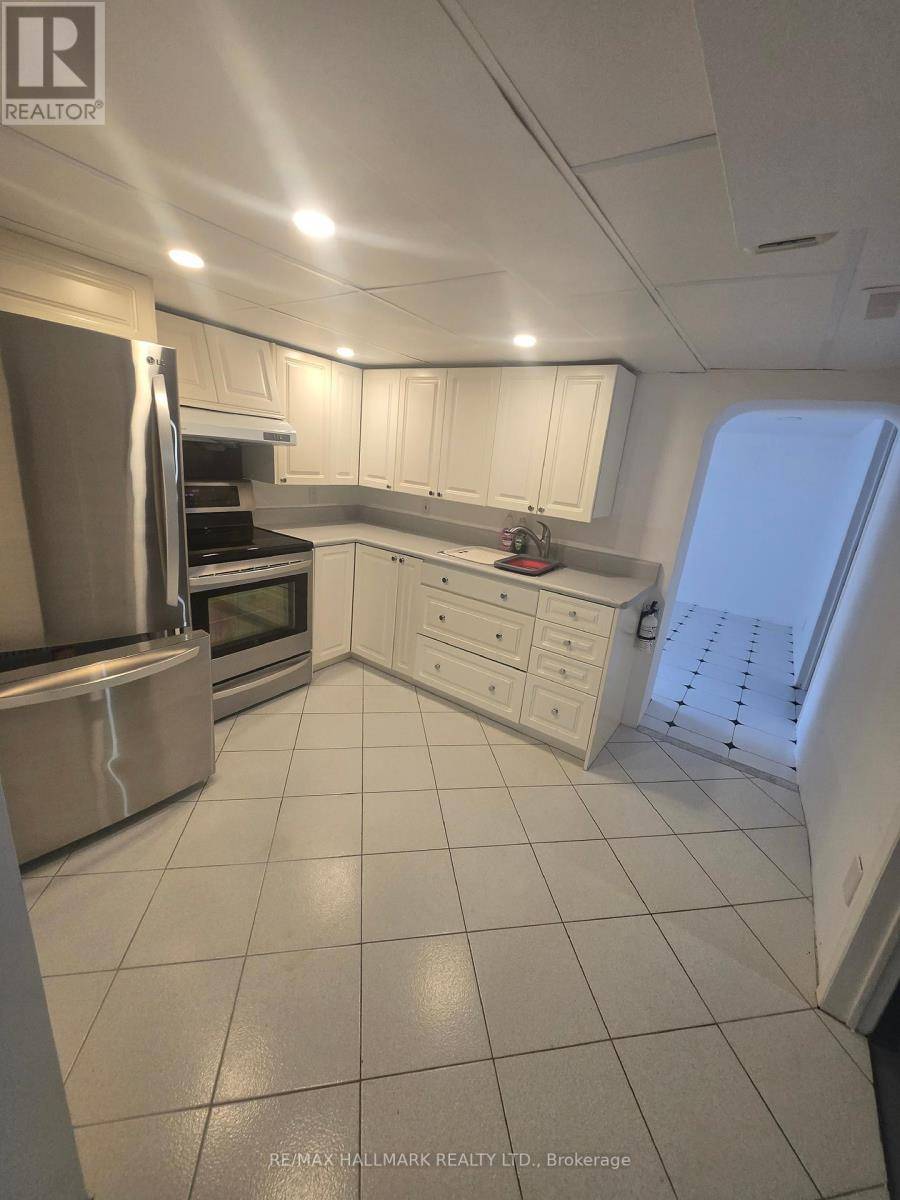 Toronto (cliffcrest), ON M1M3N6,6 Little Rock DR #Basement