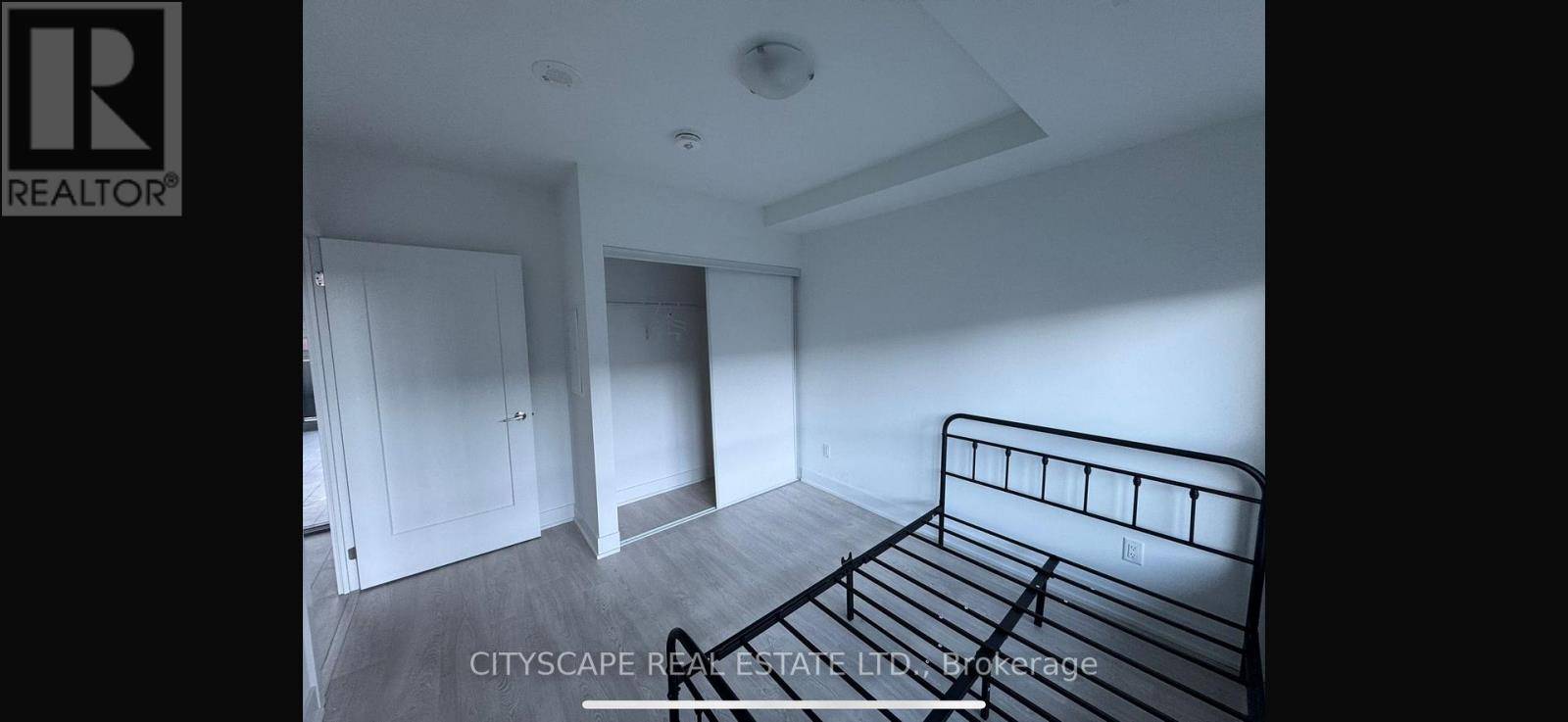 Oshawa (windfields), ON L1H7K4,2545 simcoe ST North #201