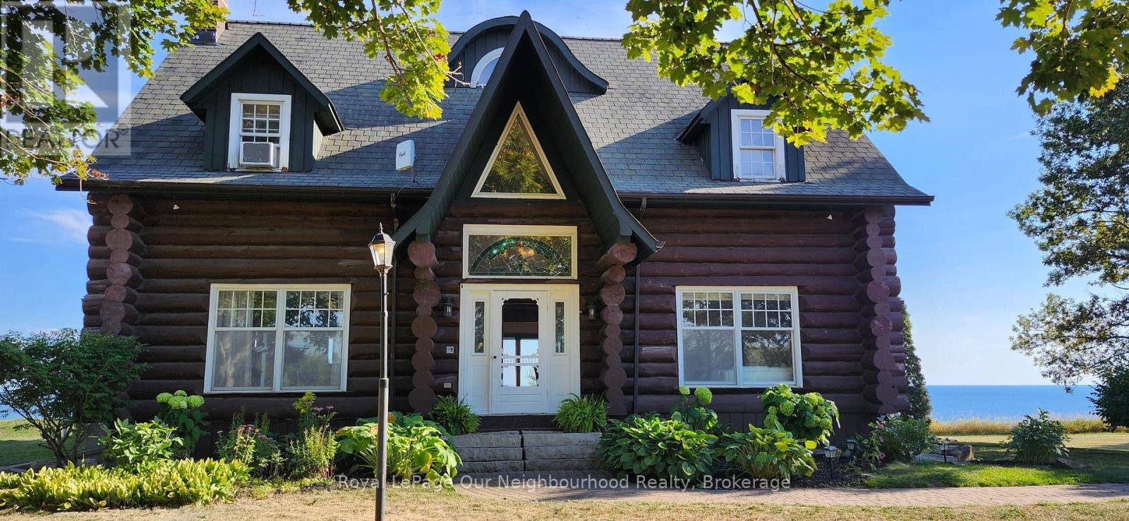 Clarington (newcastle), ON L1B1L9,3741 LAKESHORE ROAD E