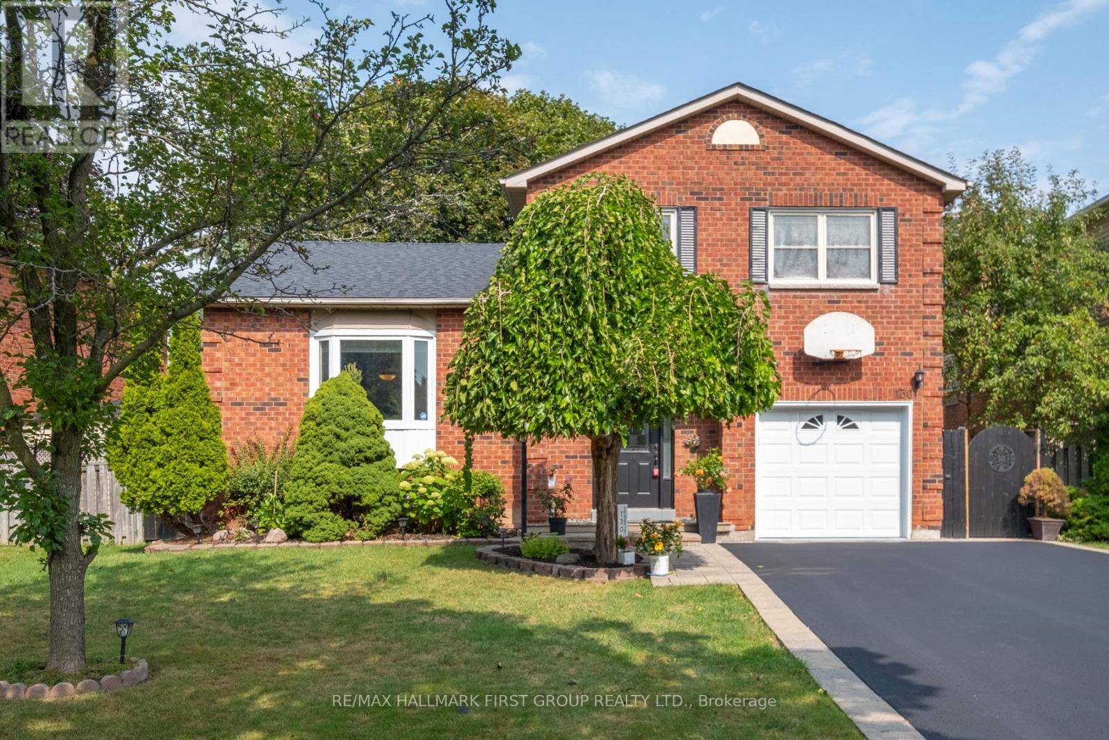 Whitby (blue Grass Meadows), ON L1N8V1,130 WILLIAM STEPHENSON DRIVE