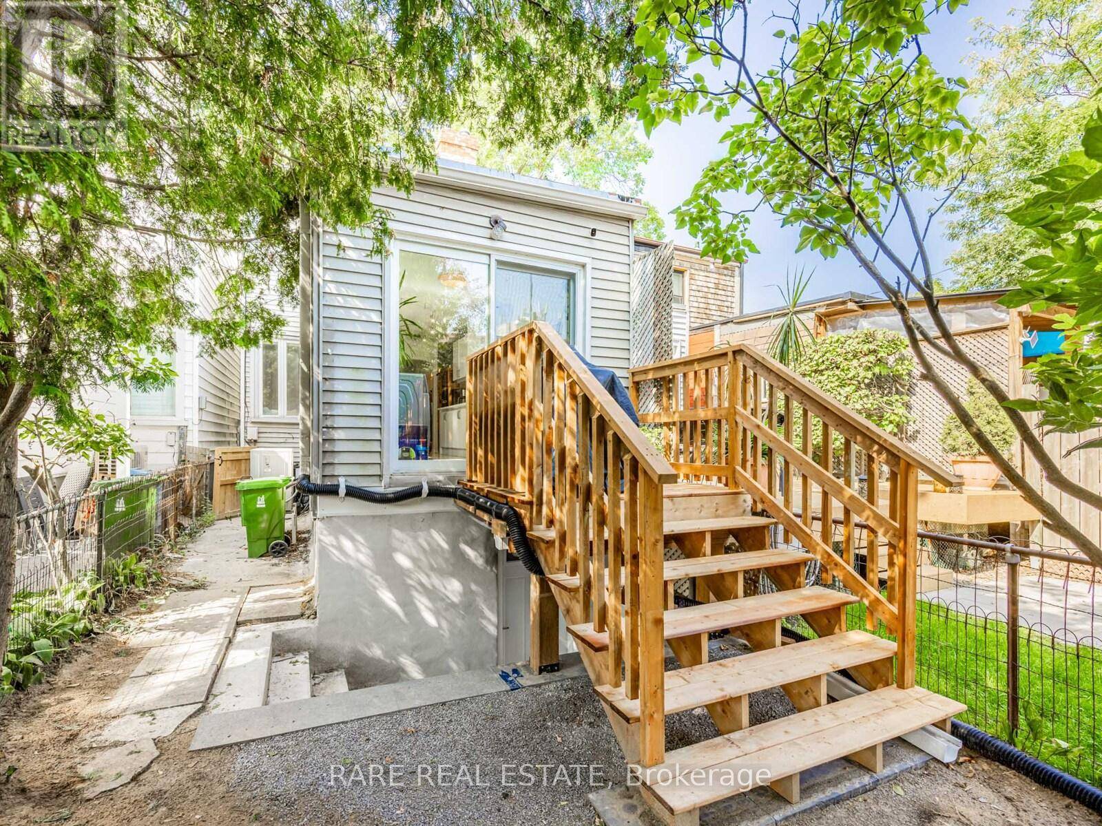 Toronto (greenwood-coxwell), ON M4J4X5,727 Rhodes AVE #Lower