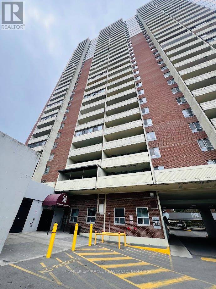 Toronto (crescent Town), ON M4C5L6,5 Massey SQ #1108